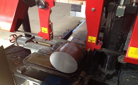 江城卧式带锯床加工时出现明显振荡如何排查？