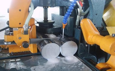 江城卧式带锯床的送料方式有哪几种？